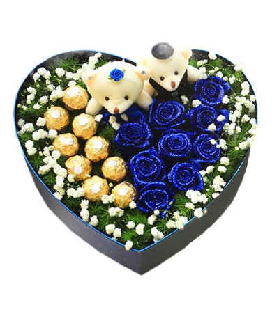 9 Rosas Azules en Caja Corazón, Bombones Ferrero Rocher y 2 Peluchitos 